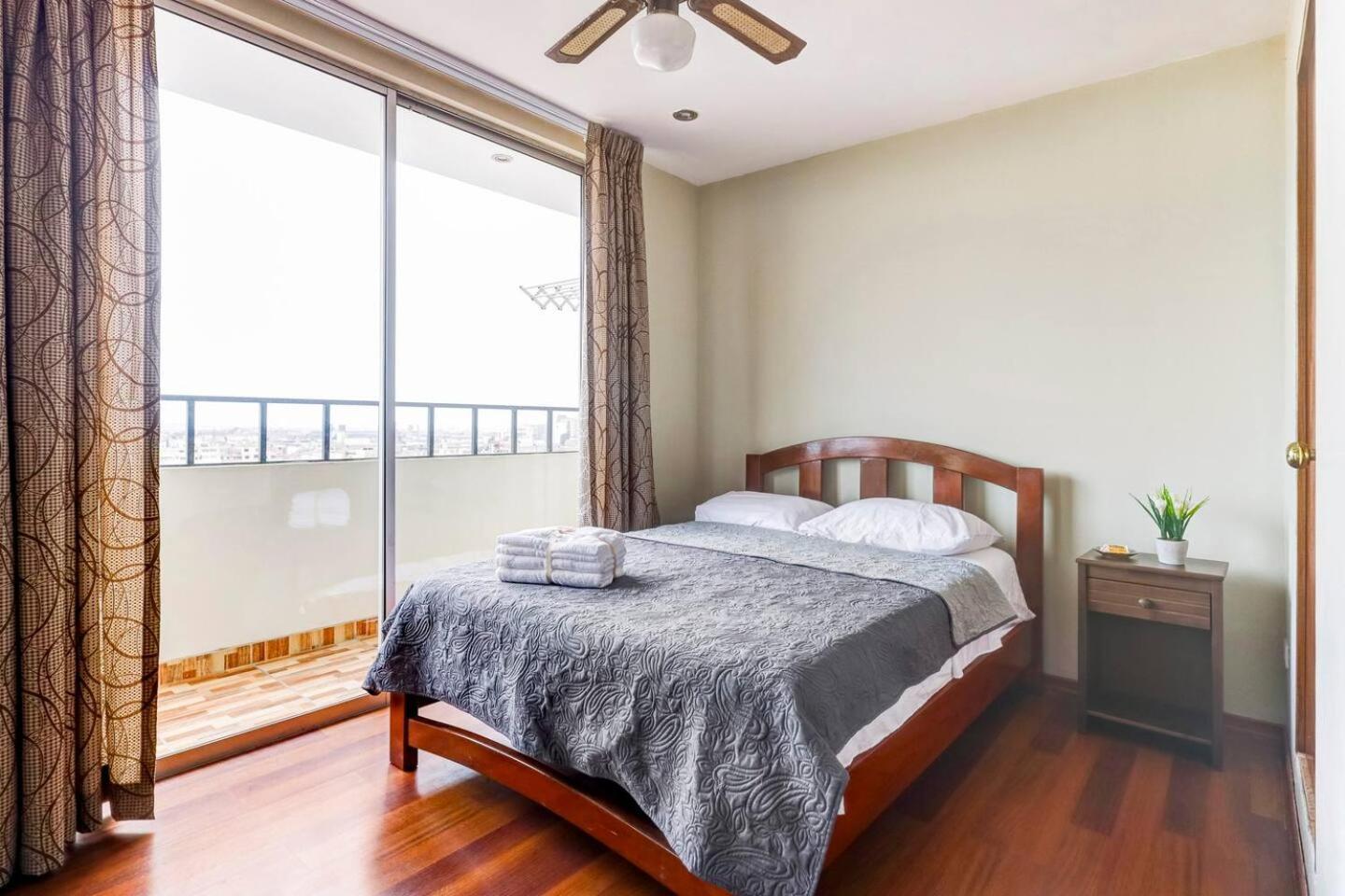 Apartamentos Estela En Alameda Colonial - 5Km Aeropuerto Jorge Chavez Lima Exterior foto